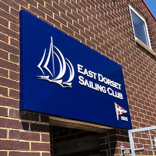 External folded tray sign